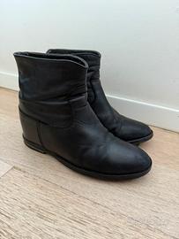 Stivaletti con zeppa interna nr.36