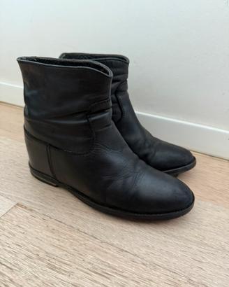 Stivaletti con zeppa interna nr.36