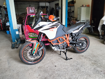 KTM 1090 Adventure R