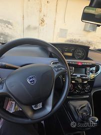 Lancia Y Ibrida 1.200