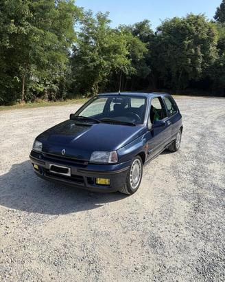 Renault Clio 1.8 16v