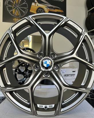 Cerchi NUOVI Bmw raggio 19 cod.9842