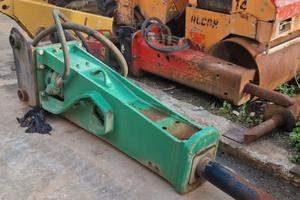 Martello demolitore idraulico Montaberth BRH 625