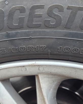Pneumatici 4 stagioni 215 60 17  Bridgestone 