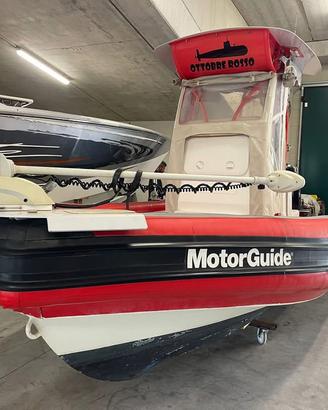 Gommone SeaMachine 6 mt superaccesoriato da pesca