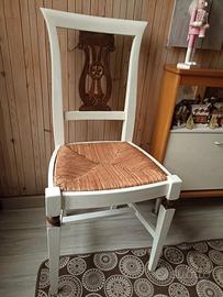 Sedia in legno bianca 