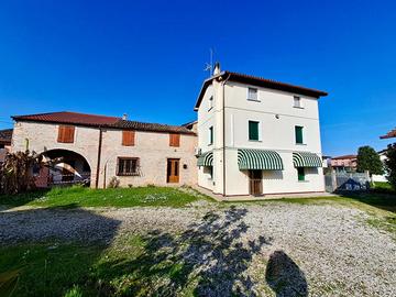 CASA BICAMERE CON GIARDINO