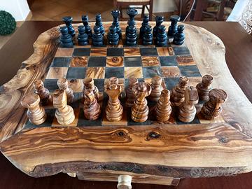 ♟️ Scacchi in Legno di Ulivo