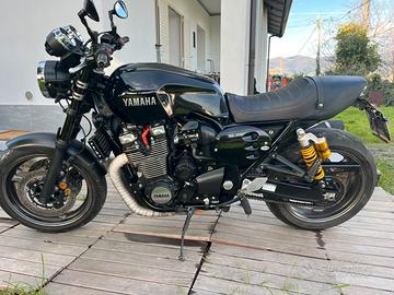Yamaha xjr1300