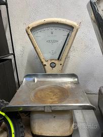 Bilancia d’epoca funzionante