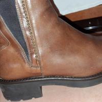 tronchetto in pelle marrone