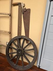 Ruota carro antico antiquariato arredo