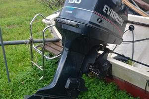 EVENRUDE 130 CV due tempi con scafo