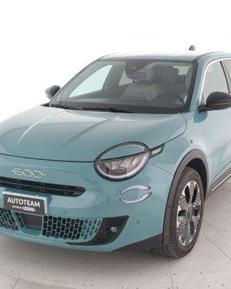 FIAT 600 1.2 hybrid La Prima 110cv auto
