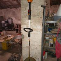 decespugliatore a batteria 