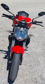 Ducati monster 821