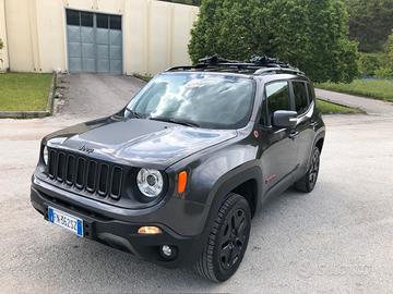 JEEP RENEGADE TRAILHAWK 04.2018