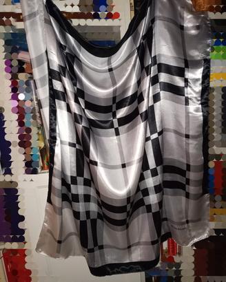 foulard Burberry circa 90x90
