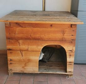  cuccia cane in legno