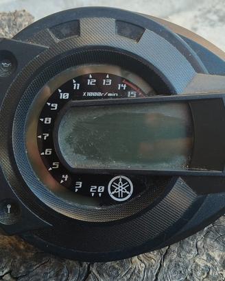 strumentazione fz6