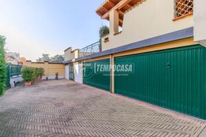 VILLA INDIPENDENTE CON TERRAZZO