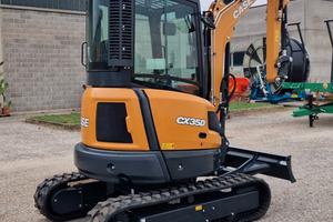 ESCAVATORE CASE CX35D