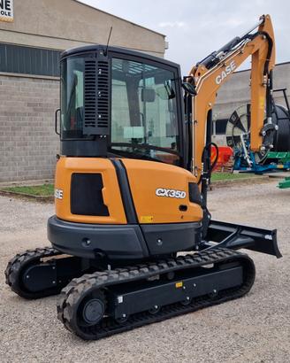 ESCAVATORE CASE CX35D