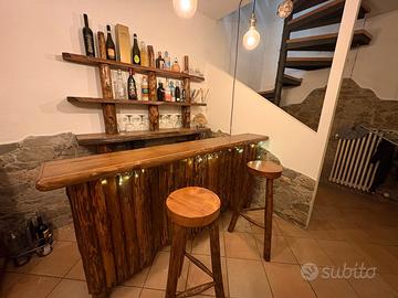 bancone da bar_ tavolo e sedute_ mobile angolare 