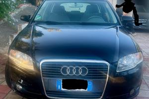 AUDI A4 4ª serie - 2003