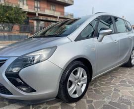 Opel Zafira mt
