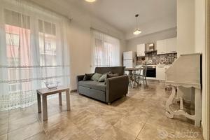 Lluminoso bivano piano alto come nuovo