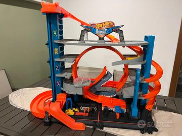 Hot wheels Ultimate Garage