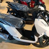 Pegeuot tweet gt 125 nuovo ponta consegna