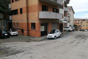 Locale commerciale 250mq e deposito 110 mq