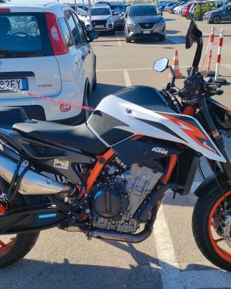 KTM Duke 890 R- 2021