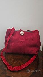 Borsetta cucita a mano