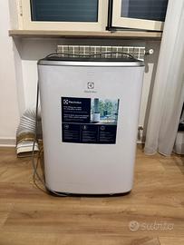 Climatizzatore portatile Electrolux con tubo