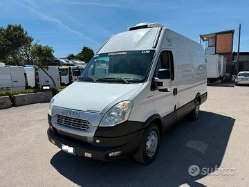 Daily 35s15 frigo con atp 11-2027 p/giorno notte 2