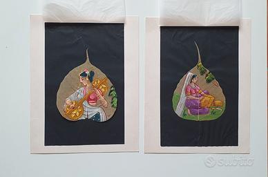 Due foglie dipinte a mano indiane