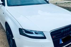 Audi A4 TDI allestimento S4 automatica