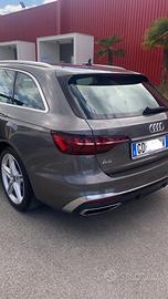 Audi A4 35 TDI S line 2,0 mild-hybrid  150 CV