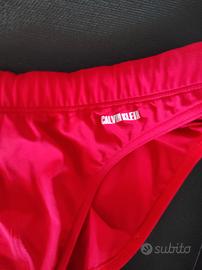 costume Calvin klein