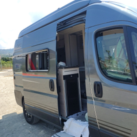 Burstner Campeo C 540 - tetto soffietto Exped Grey