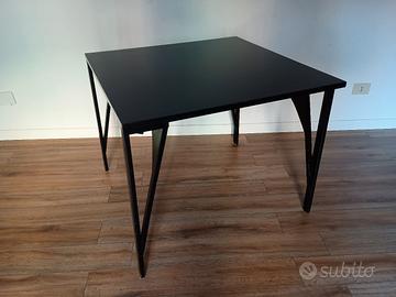 Tavolo pieghevole Trac design Castiglioni