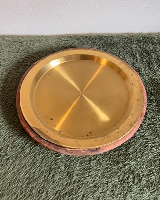 Vassoio in terracotta e ottone