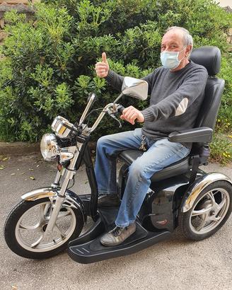 Giovanili scooter ausili per anziani e disabili