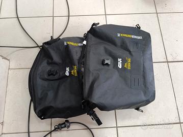 Borse interne waterproof per trekker Outback