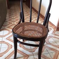 Sediolina Thonet colore mogano in paglia di Vienna