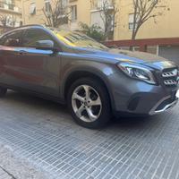 Mercedes GLA 200d 4matic TAGLIANDI CERTIFICATI