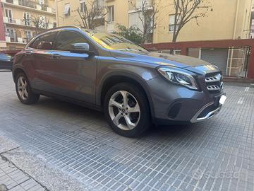 Mercedes GLA 200d 4matic TAGLIANDI CERTIFICATI